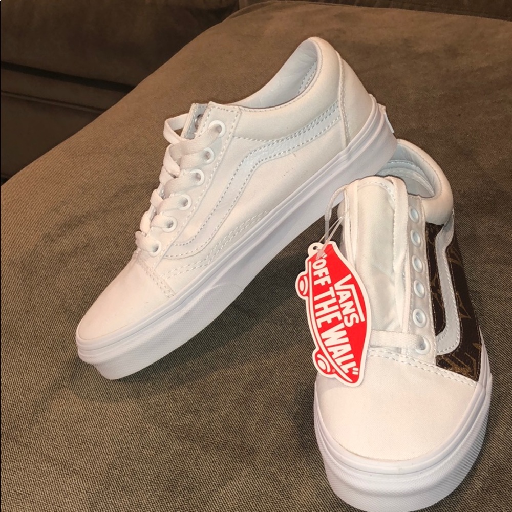Customs vans /authentic Louis Vuitton leather sz5, used ones  look brand new - Picture 6 of 6